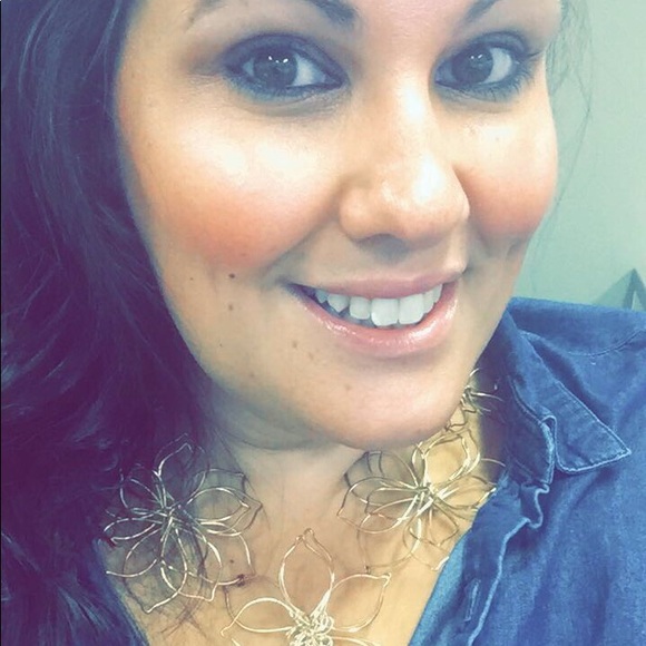 Meet your Posher, Katherine - Picture 3 of 3